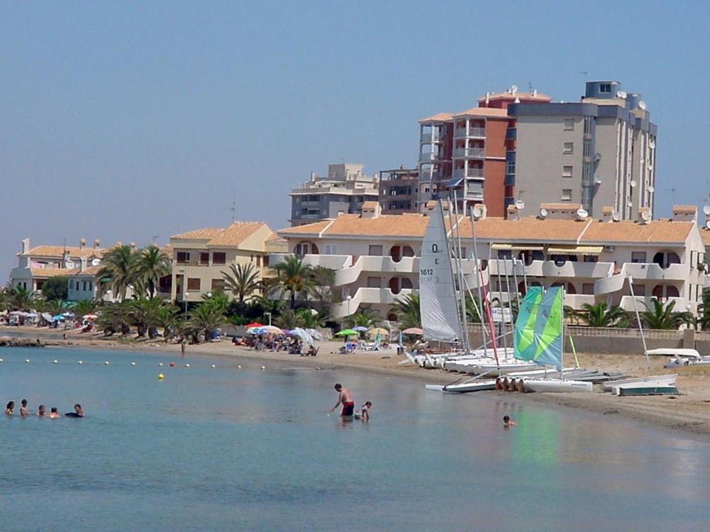 Apartamentos Gondolas V.V. La Manga del Mar Menor Exteriör bild